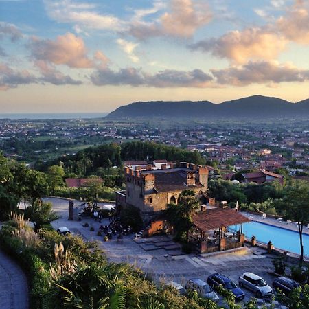 Ippotur Medieval Resort カステルヌオーヴォ・マグラ エクステリア 写真