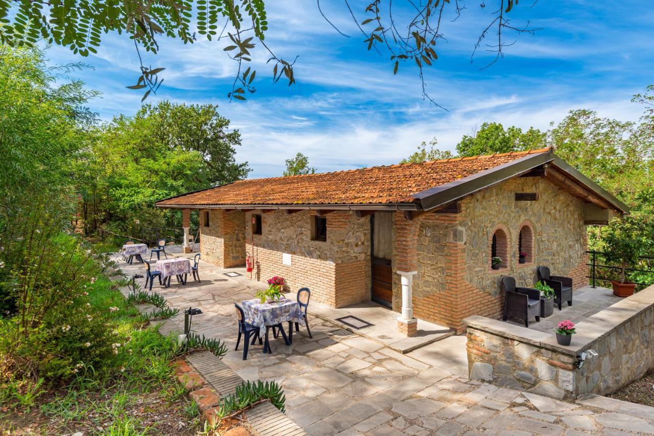 Ippotur Medieval Resort カステルヌオーヴォ・マグラ エクステリア 写真