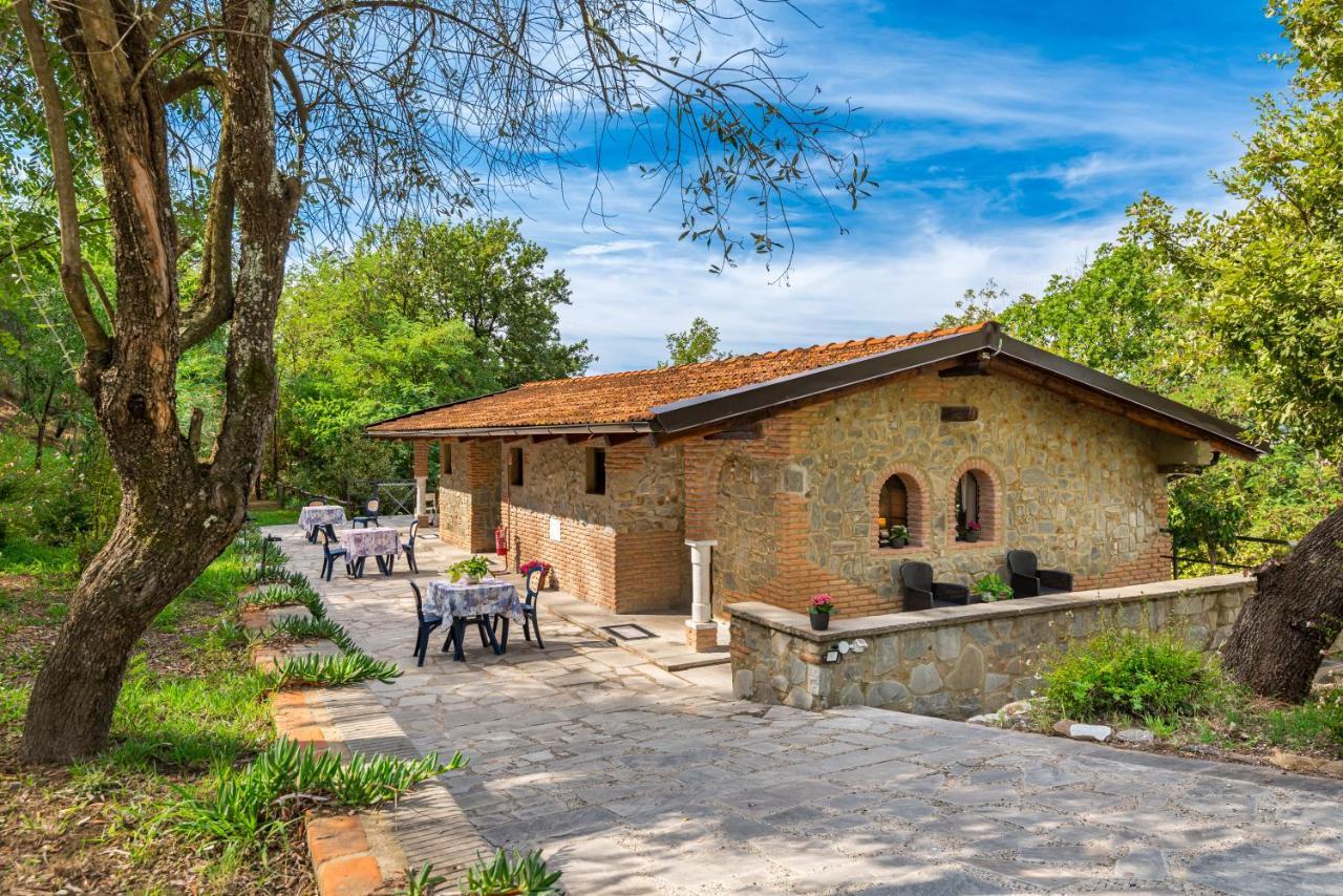 Ippotur Medieval Resort カステルヌオーヴォ・マグラ エクステリア 写真