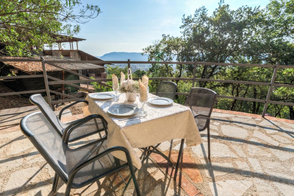 Ippotur Medieval Resort カステルヌオーヴォ・マグラ エクステリア 写真