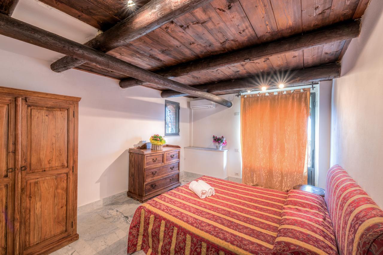 Ippotur Medieval Resort カステルヌオーヴォ・マグラ エクステリア 写真