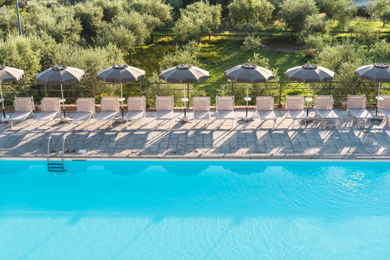 Ippotur Medieval Resort カステルヌオーヴォ・マグラ エクステリア 写真