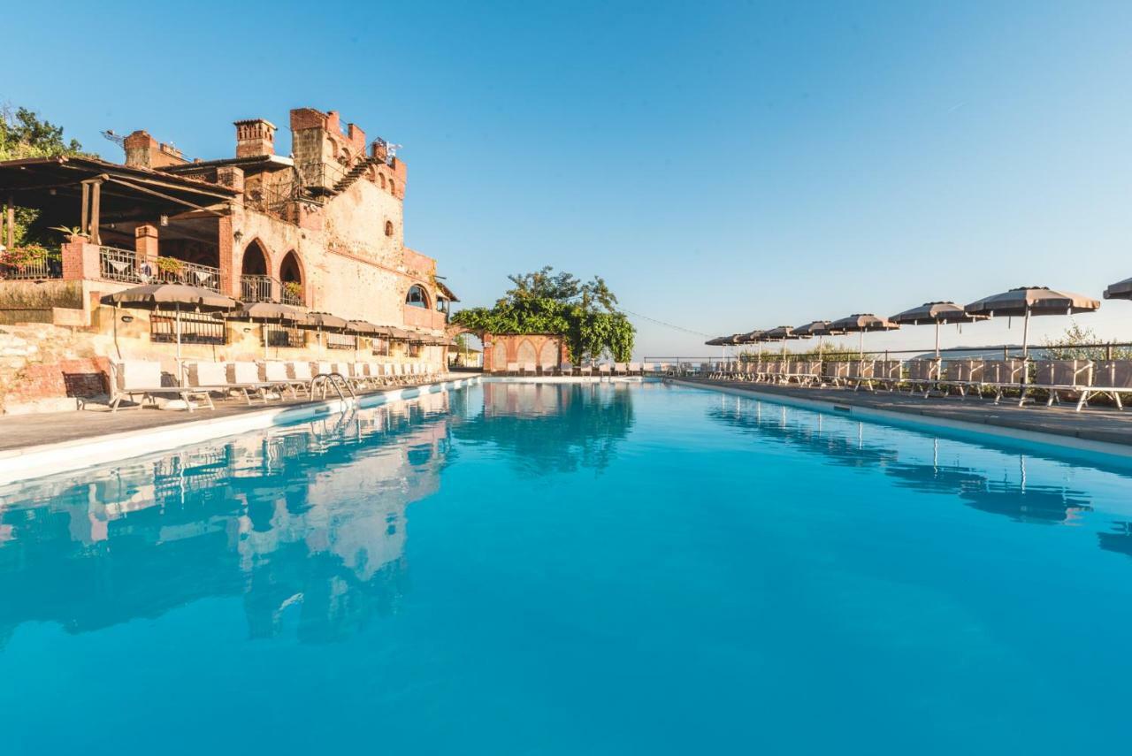 Ippotur Medieval Resort カステルヌオーヴォ・マグラ エクステリア 写真