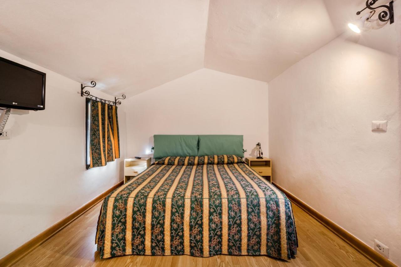 Ippotur Medieval Resort カステルヌオーヴォ・マグラ エクステリア 写真
